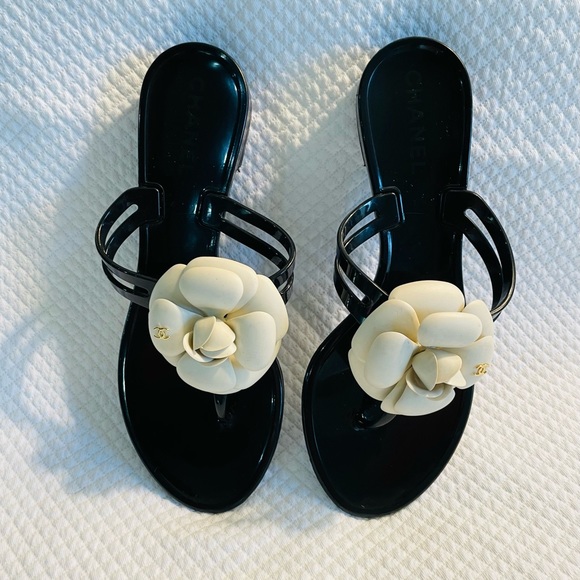 CHANEL CAMELLIA SANDALS Size 37 - Picture 12 of 16